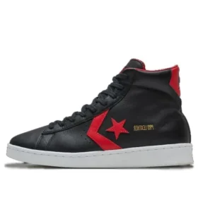 Chuck Taylor All Star Pro Leather Mid „Schwarz“