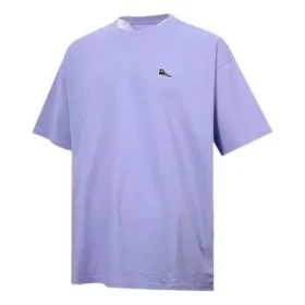 Chuck Taylor Shoe Patch T-Shirt (asiatische Größen) „Purple“ Chuck Taylor Shoe Patch T-Shirt (asiatische Größen) „Purple“