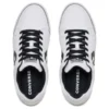 El Distrito 2.0 „White Black“