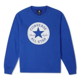Go-To Chuck Taylor Patch French Terry Crew Sweatshirt asiatische Größen „Blau“ Go-To Chuck Taylor Patch French Terry Crew Sweatshirt asiatische Größen „Blau“