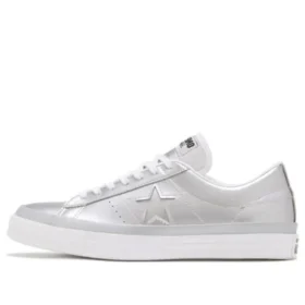 One Star Low Silber