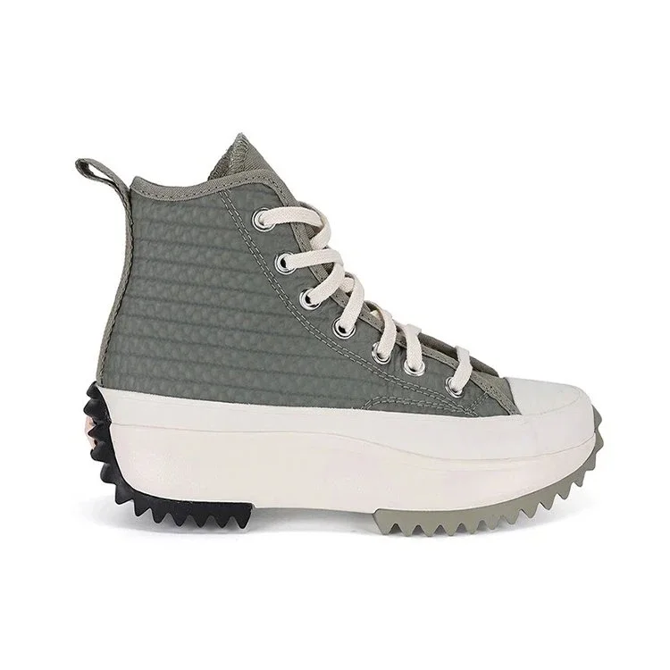 Run Star Hike High „Alt Exploration – Light Field Surplus“ Run Star Hike High „Alt Exploration – Light Field Surplus“