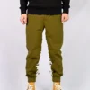 Wordmark Jogger asiatische Größen „Olivgrün“